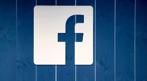 Facebook прави ново приложение за споделяне на снимки и видео 