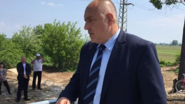Борисов се чу с Ципрас