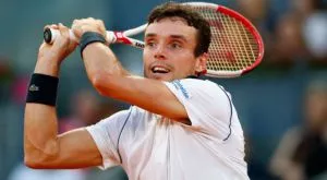 Агут срещу Троицки за първи път на финала в София