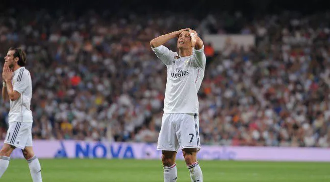 ВИДЕО: Най-кошмарните 5 момента в кариерата на Кристиано Роналдо