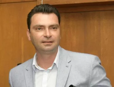 Калоян Паргов за банята в Банкя: СО абдикира от задълженията си като разпродава имущество