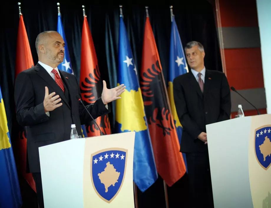 Неочаквана визита на Еди Рама в Косово 