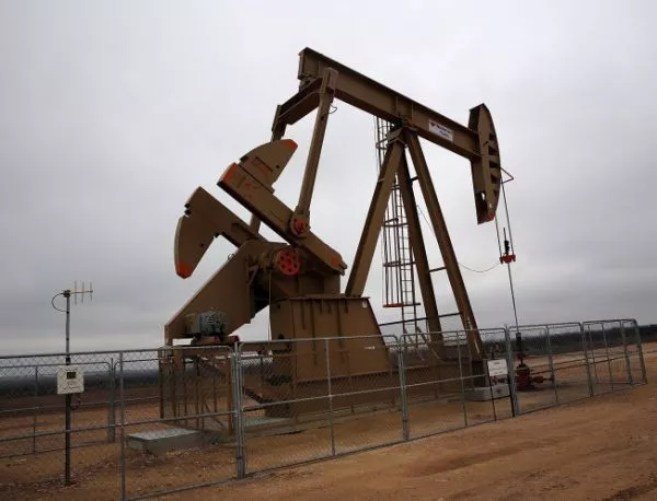 Поевтиняването на петрола може да е полезно за световната икономика