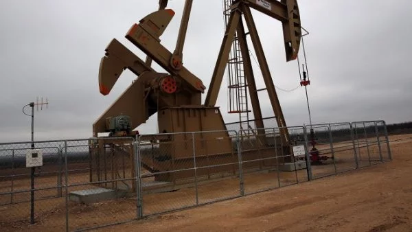 Обама се готви да предложи допълнителен данък върху петрола