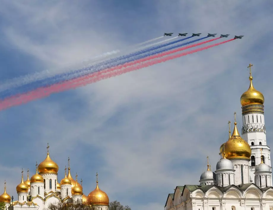 Кремъл отложи парада за 9 май?