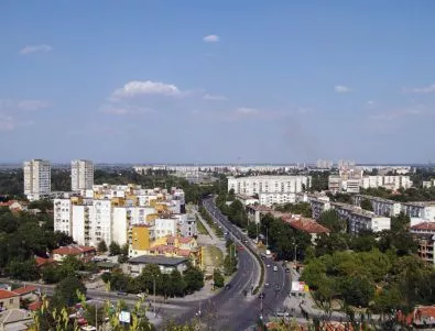 До 150 лева глоба за паркиране по тротоари и зелени площи в Пловдив 