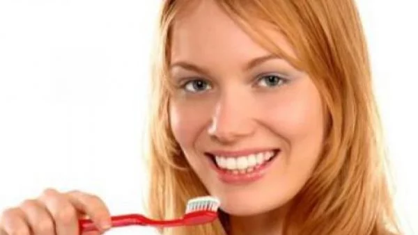 Домашна паста за зъби за красива усмивка