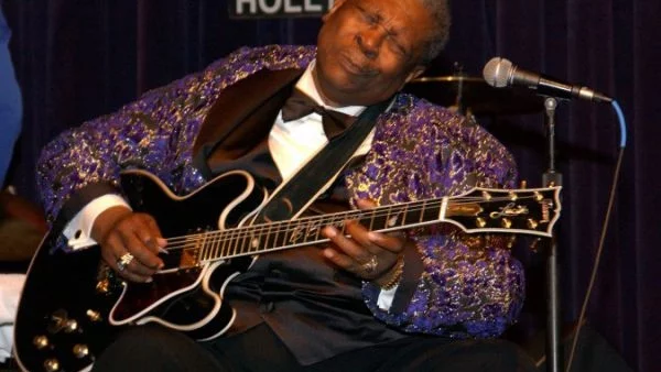 Почина B.B. King