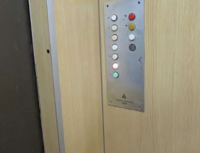 Прокуратурата разследва пропадането на асансьора във варненската МБАЛ 