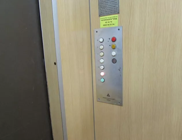 След инцидент, Окръжна болница във Варна вече с нов асансьор