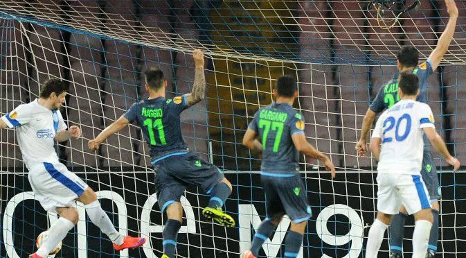 Нов спорен гол прати Днипро на финал срещу Севиля в Лига Европа 