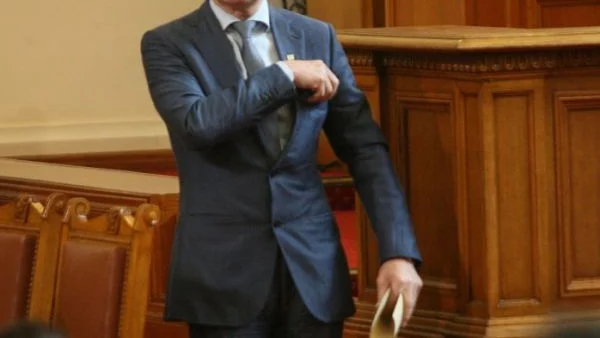 Отново свалиха имунитета на Волен Сидеров