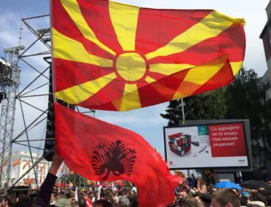 Джафери получи ключовете и печата на македонския парламент