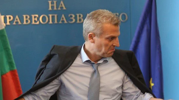 Москов реши МЗ да плаща таксите на дефицитните специалности 