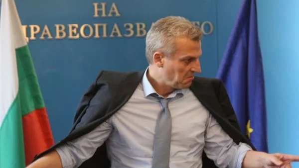 ДПС е във властта - чрез Москов и заместника му Бойко Пенков