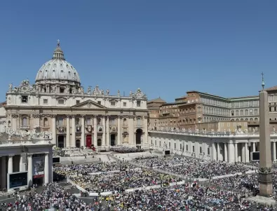 Ватикана отрича да са прикривани сексуални злоупотреби на бивш кардинал  