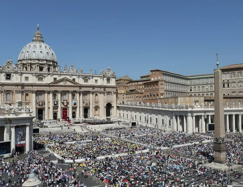 За пръв път в историята: Ватиканът разкри собствеността си