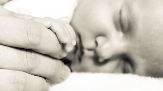 Жена роди успешно след Синдром на изчезващия близнак 