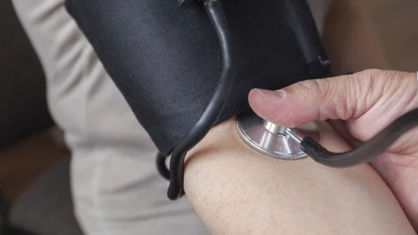 Студенти ще измерват безплатно кръвното налягане във Велико Търново