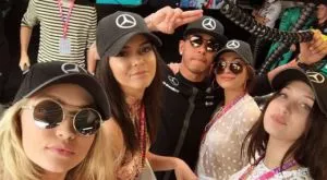 Супермодел е новото увлечение на Хамилтън