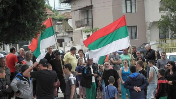 Създадоха Фейсбук група в подкрепа на Гърмен