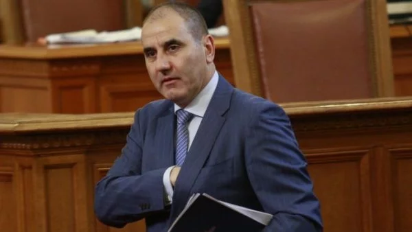 ГЕРБ са предложили БСП да оглави Комисията за промяна на Конституцията