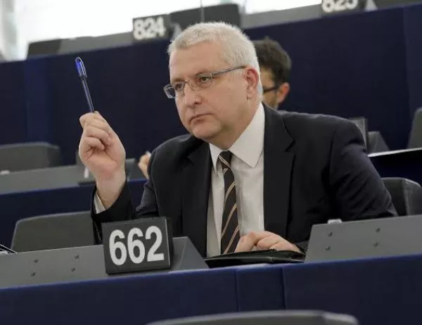 Малинов: Правата на българите ще бъдат защитени при преговорите за Brexit