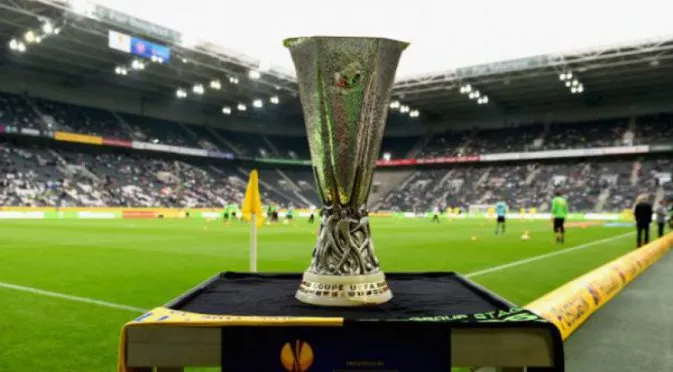 Два гранда трият прашлясали витрини за трофея в Лига Европа