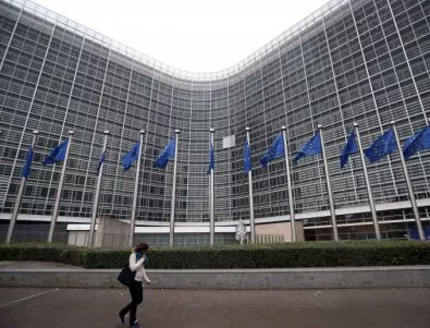 В ЕС нови правила ще борят бюрокрацията с официалните документи на гражданите