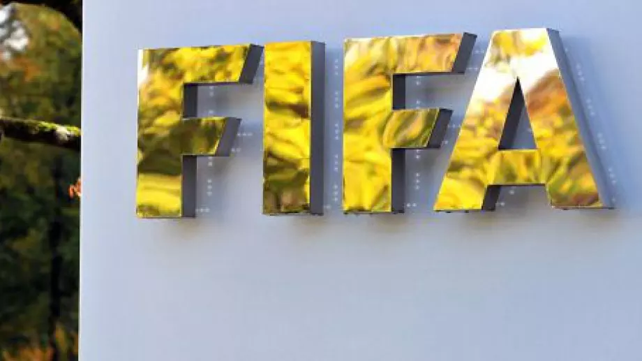 ФИФА поиска по-добра визуализация за тънките отсъждания от ВАР 