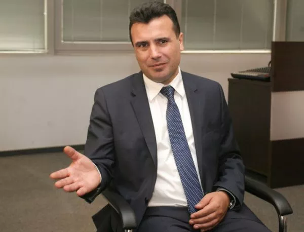 Зоран Заев: Няма да спра с "информационните бомби"