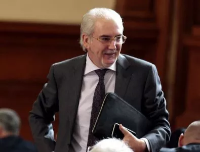 Коалиционният партньор на Местан на практика поиска той да не става депутат