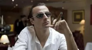 На Острова оцениха Димитър Бербатов по-високо от Анхел Ди Мария