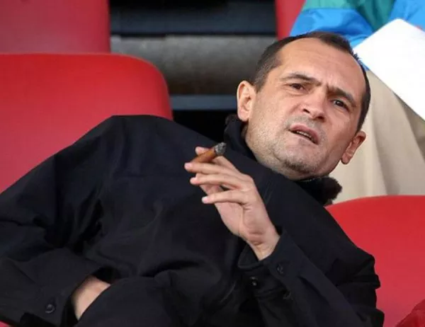 Официално: Васил Божков е новият собственик на Левски