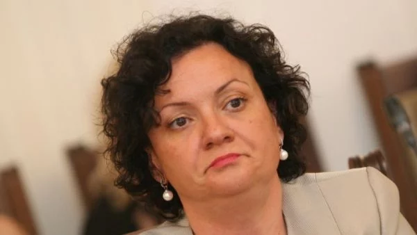 Според Василева повишаването на температурите ще удължи туристическия сезон