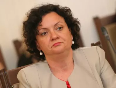 Ивелина Василева не помни премиерът да е наричал Нинова 