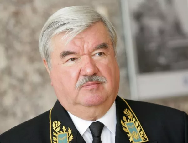 Плевнелиев удостои с орден заминаващия си руски посланик Исаков