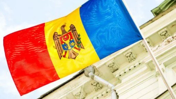 Молдовският парламент прие оставката на правителството