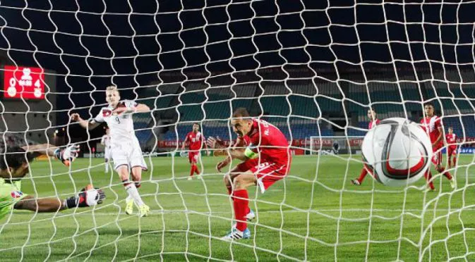 Германия препарира Гибралтар с ново 7-голово избухване