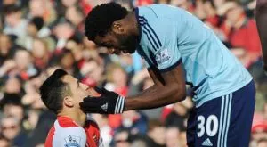 Челси праща оферта на Барселона за халф