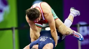 Страхотно начало за Даниел Александров и първа победа за България в борбата