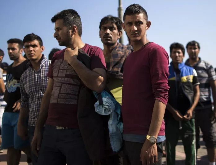 Гранична полиция плаща 500 хил. лв. за превод за бежанците от пущу, урду и фарси 