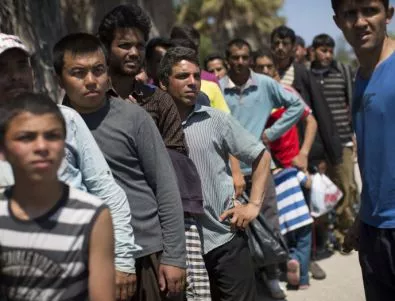 Италия обмисля да пусне имигрантите в Европа