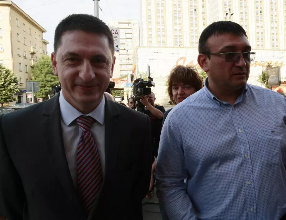 Новият МВР министър не казва кой трябва да провери влязъл ли е някой в спалнята на Борисов