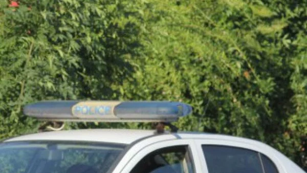 ТИР се обърна на кръговото кръстовище в кв. "Младост" за "Горубляне"