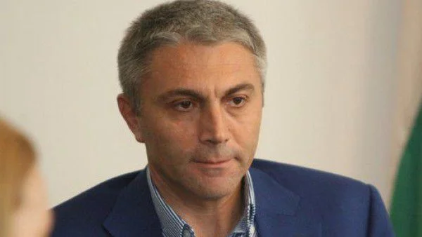 Прокуратурата се заема с апартамента на Мустафа Карадайъ 