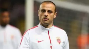 {{ otherArticle[0].article.title }}