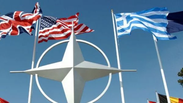 НАТО ще обсъди разполагането на тежка техника в Източна Европа