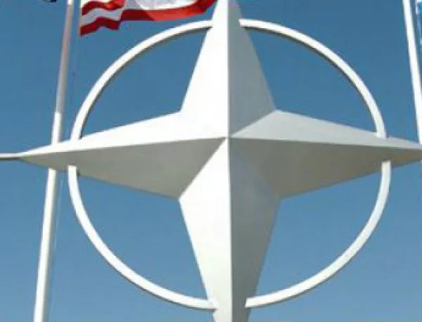 НАТО "поддържа контакт с турските власти" по случая с руския Су-24