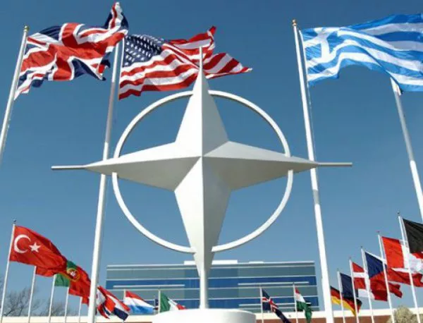 Дрънка ли Русия оръжие заради неспазено обещание на САЩ за НАТО?